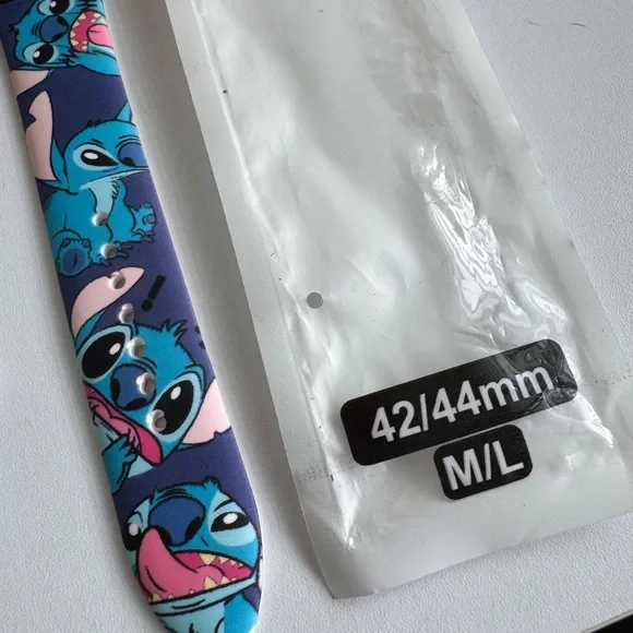 Stitch Apple Watch Band | 42/44 mm (M,L) - Picture 3 of 5